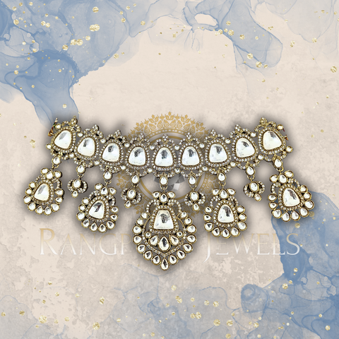 Moon choker set