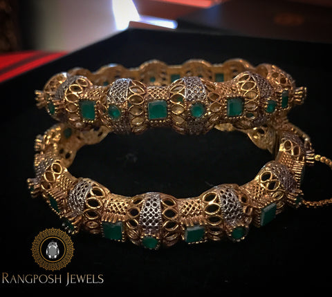 Bangle pair
