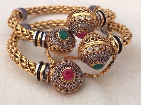 Bangle pair